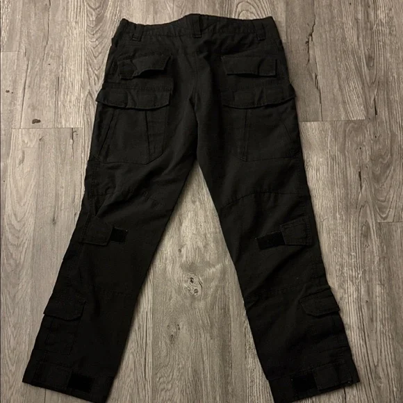 Men's Black Cargo Pants - Picture 2 of 2